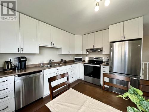 921 W 1St Avenue, Prince Rupert, BC - Indoor Photo Showing Kitchen With Double Sink