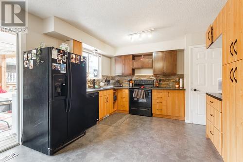 4493 Wasilow Road, Kelowna, BC - Indoor Photo Showing Kitchen