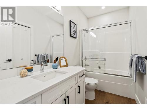 2884 Golf Course Drive, Blind Bay, BC - Indoor Photo Showing Bathroom