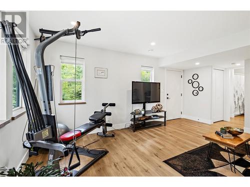 2884 Golf Course Drive, Blind Bay, BC - Indoor Photo Showing Gym Room