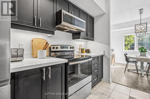 102 - 42 Ferndale Drive S, Barrie, ON - Indoor Photo Showing Kitchen With Upgraded Kitchen