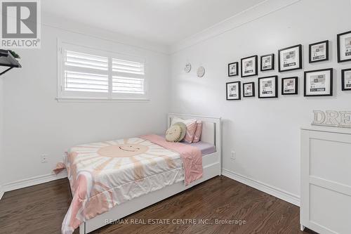 86 Windermere Court, Brampton, ON - Indoor Photo Showing Bedroom