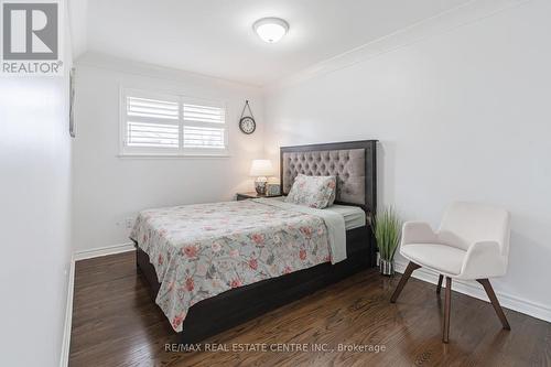 86 Windermere Court, Brampton, ON - Indoor Photo Showing Bedroom