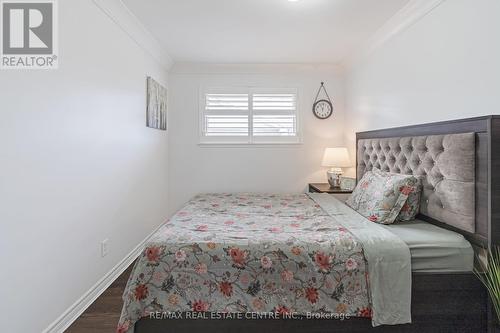 86 Windermere Court, Brampton, ON - Indoor Photo Showing Bedroom