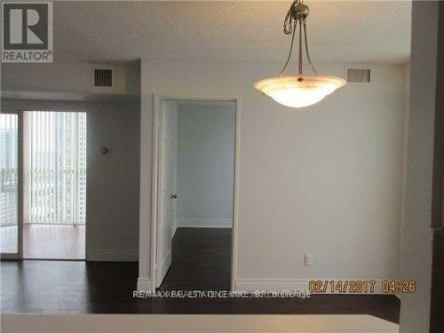 2103 - 285 Enfield Place, Mississauga, ON - Indoor Photo Showing Other Room