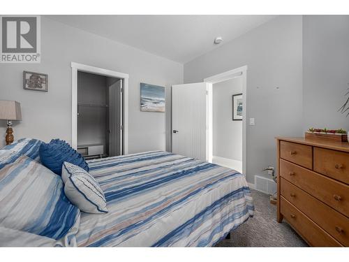 208 Belmonte Street, Kamloops, BC - Indoor Photo Showing Bedroom