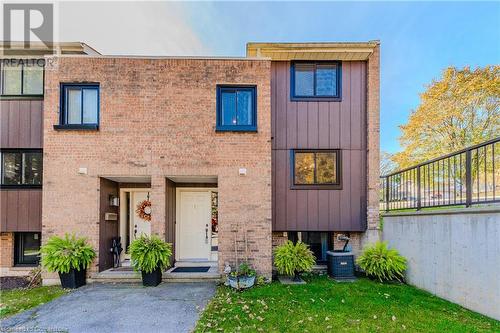 220 Salisbury Avenue Unit# 1, Cambridge, ON - Outdoor