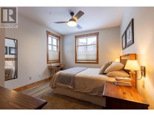 4559 Timberline Crescent Unit# 427, Fernie, BC - Indoor Photo Showing Bedroom