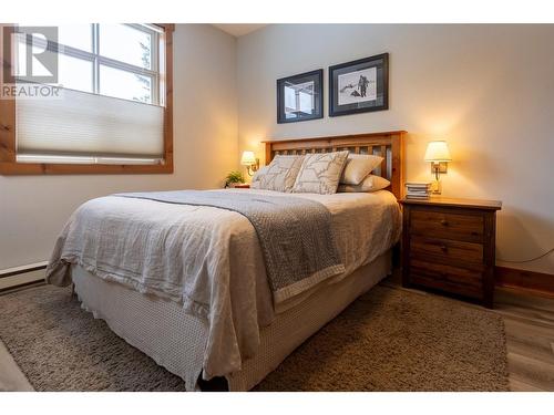 4559 Timberline Crescent Unit# 427, Fernie, BC - Indoor Photo Showing Bedroom