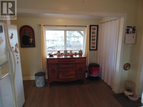 160 Columbia Avenue, Castlegar, BC - Indoor