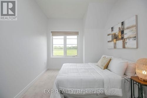 96 Fruitvale Circle, Brampton, ON - Indoor Photo Showing Bedroom