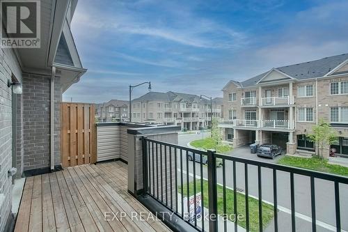 96 Fruitvale Circle, Brampton, ON - Outdoor