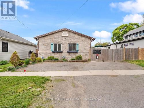 257 Ridge Road S, Fort Erie (337 - Crystal Beach), ON - Outdoor