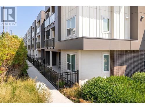 655 Academy Way Unit# 107, Kelowna, BC - Outdoor