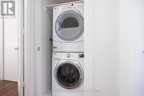 217 - 120 Homewood Avenue, Toronto, ON - Indoor Photo Showing Laundry Room