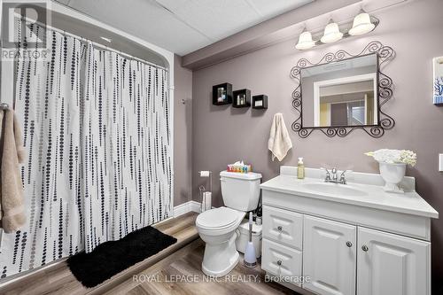 11616 Elizabeth Crescent, Wainfleet, ON - Indoor Photo Showing Bathroom