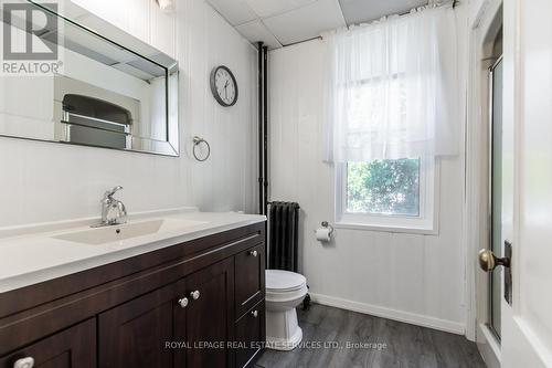 43 Elora Street, South Bruce, ON - Indoor Photo Showing Bathroom