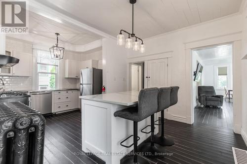 43 Elora Street, South Bruce, ON - Indoor Photo Showing Kitchen With Upgraded Kitchen