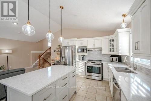 51 Copper Leaf Street, Kitchener, ON - Indoor Photo Showing Kitchen With Stainless Steel Kitchen With Double Sink With Upgraded Kitchen