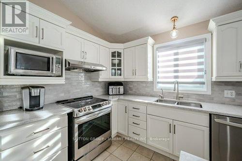 51 Copper Leaf Street, Kitchener, ON - Indoor Photo Showing Kitchen With Stainless Steel Kitchen With Double Sink With Upgraded Kitchen