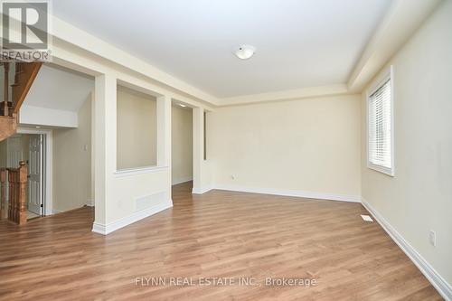 8404 Sumac Court, Niagara Falls, ON - Indoor Photo Showing Other Room