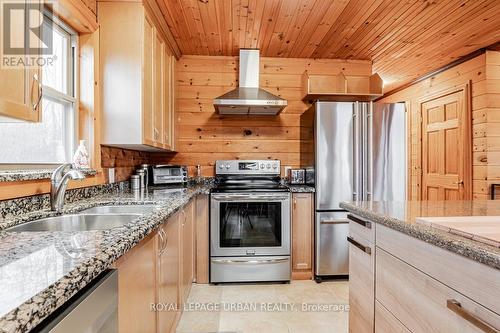 756 Rockaway Road, Georgina, ON - Indoor Photo Showing Kitchen With Double Sink