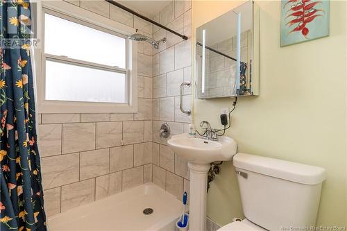 5 Drummond, Saint John, NB - Indoor Photo Showing Bathroom