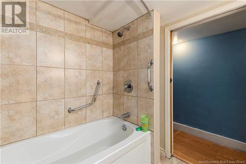 5 Drummond, Saint John, NB - Indoor Photo Showing Bathroom