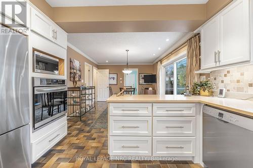 38 Colonel Butler Crescent, Niagara-On-The-Lake (101 - Town), ON - Indoor Photo Showing Kitchen