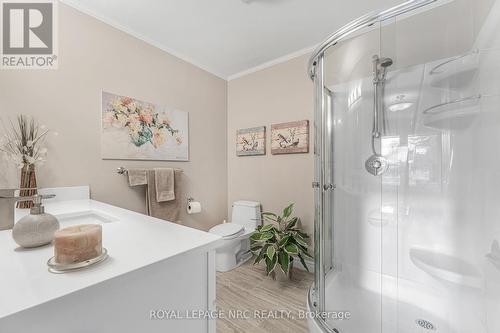 38 Colonel Butler Crescent, Niagara-On-The-Lake (101 - Town), ON - Indoor Photo Showing Bathroom