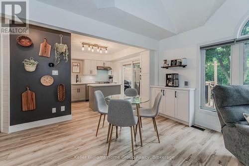 18 Gaw Crescent, Guelph (Pine Ridge), ON - Indoor Photo Showing Dining Room