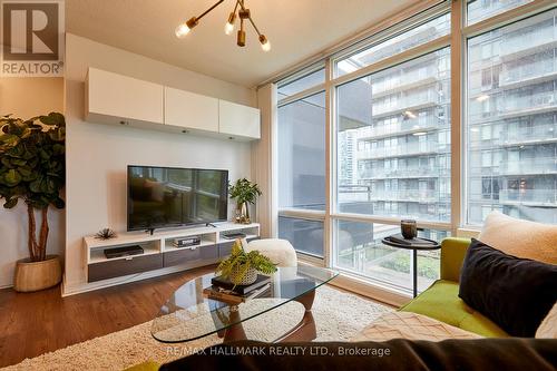 506 - 25 Telegram Mews, Toronto, ON - Indoor Photo Showing Living Room