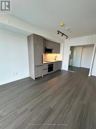 1116 - 425 Front Street E, Toronto, ON - Indoor Photo Showing Kitchen