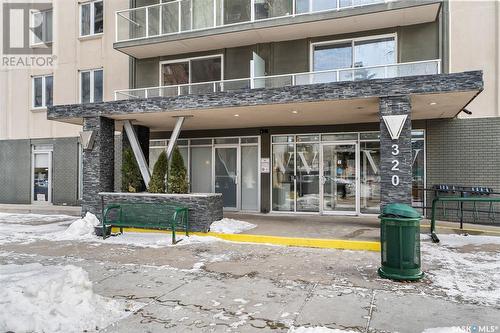 2008 320 5Th Avenue N, Saskatoon, SK - Outdoor With Balcony