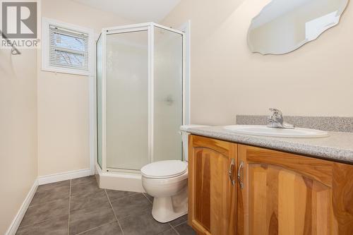 10 Whiteford Place, St. John'S, NL - Indoor Photo Showing Bathroom