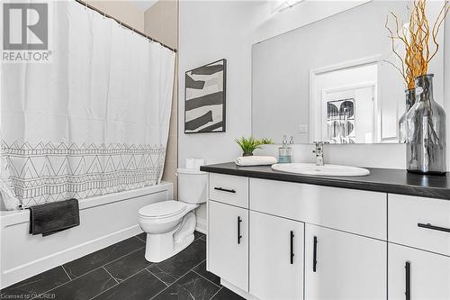 99 Hillcrest Road, Port Colborne, ON - Indoor Photo Showing Bathroom