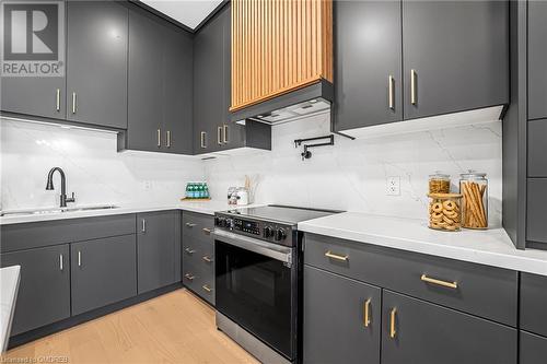 99 Hillcrest Road, Port Colborne, ON - Indoor Photo Showing Kitchen With Upgraded Kitchen