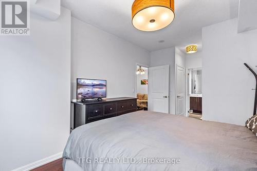 311 - 628 Fleet Street, Toronto (Niagara), ON - Indoor Photo Showing Bedroom