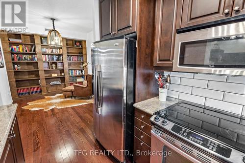 311 - 628 Fleet Street, Toronto (Niagara), ON - Indoor Photo Showing Kitchen