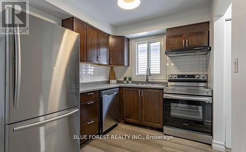 Upper - 901 Lawson Road N, London, ON - Indoor Photo Showing Kitchen With Stainless Steel Kitchen With Double Sink