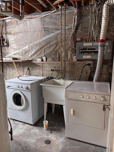 Lower - 901 Lawson Road N, London, ON - Indoor Photo Showing Laundry Room