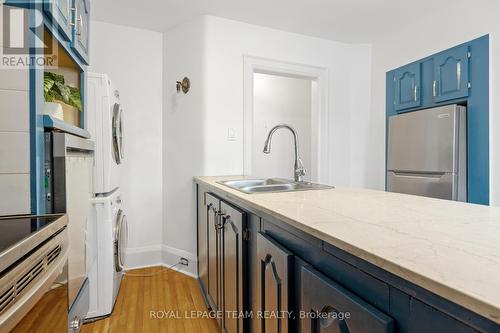 334 Queen Elizabeth Drive S, Ottawa, ON - Indoor Photo Showing Kitchen With Double Sink