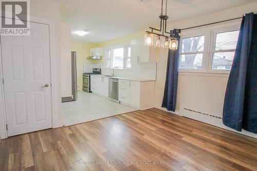 118 Rosemount Avenue, Port Colborne (878 - Sugarloaf), ON - Indoor Photo Showing Kitchen