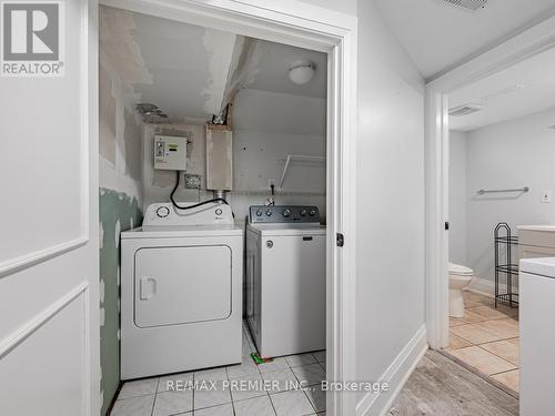 102 Bellevue Avenue, Toronto, ON - Indoor Photo Showing Laundry Room