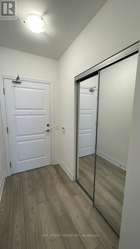 3107 - 36 Elm Drive W, Mississauga, ON - Indoor Photo Showing Other Room