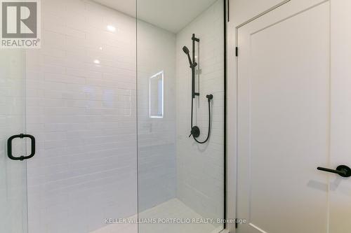 1250 Davenport Road, Toronto, ON - Indoor Photo Showing Bathroom