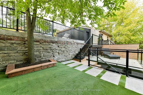 1250 Davenport Road, Toronto, ON - Outdoor