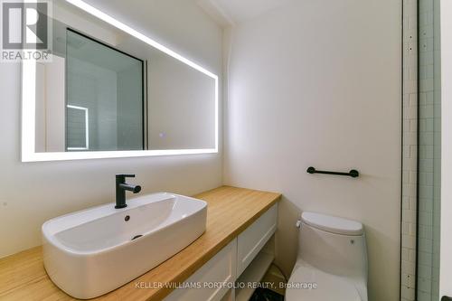 1250 Davenport Road, Toronto, ON - Indoor Photo Showing Bathroom