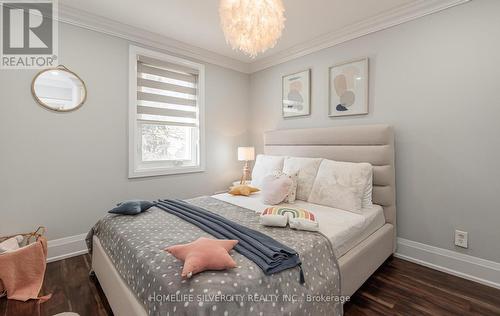 32 Sledman Street, Mississauga, ON - Indoor Photo Showing Bedroom