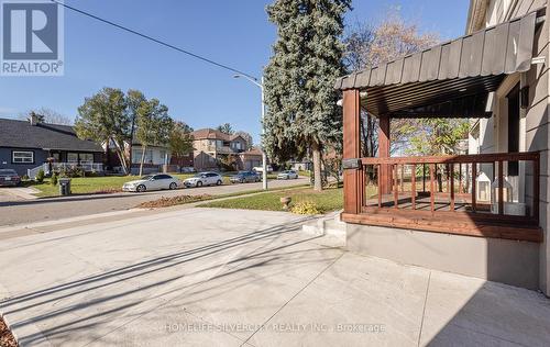 32 Sledman Street, Mississauga, ON - Outdoor